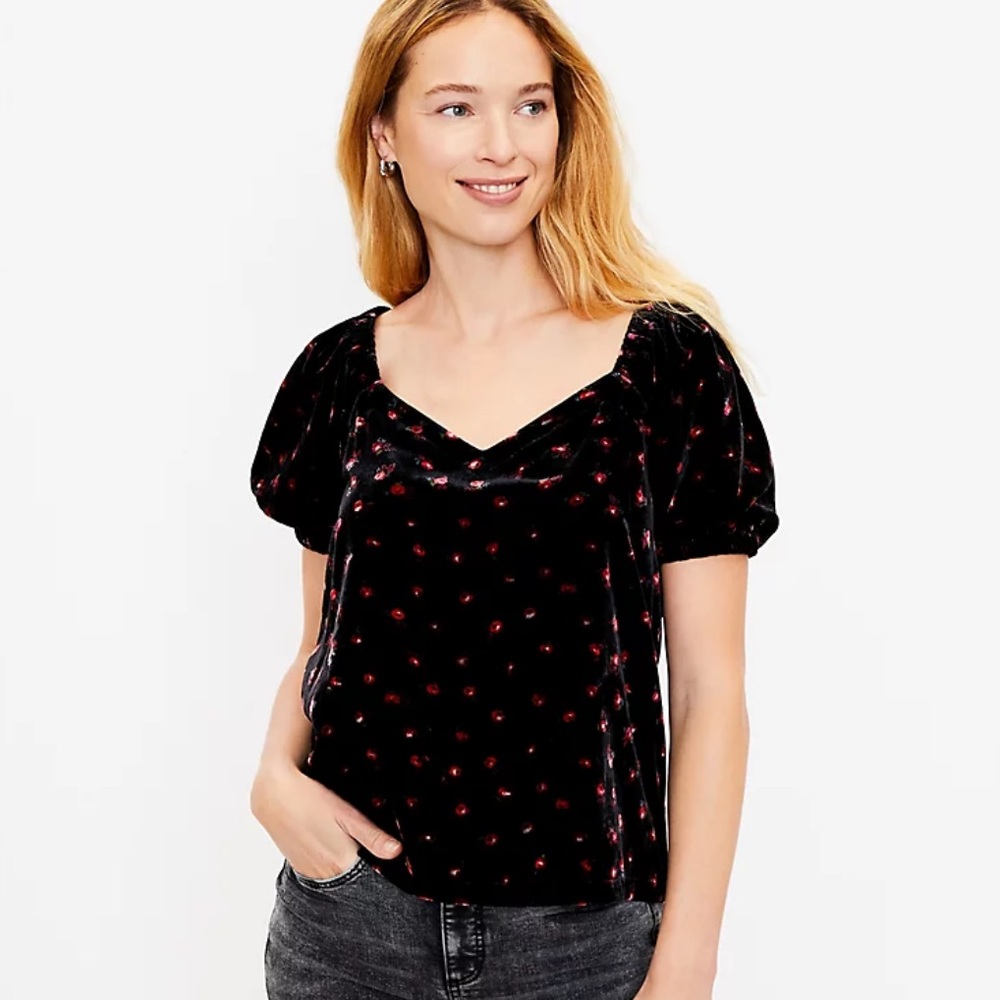 Loft Floral Velvet Puff Sleeve Top